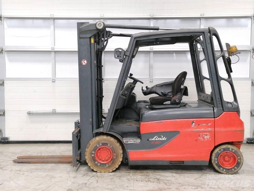 Linde E30L-01 Stivuitor electric