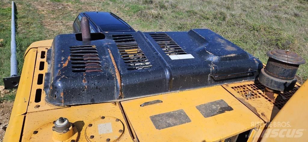 Hyundai R250LC Excavatoare pe șenile
