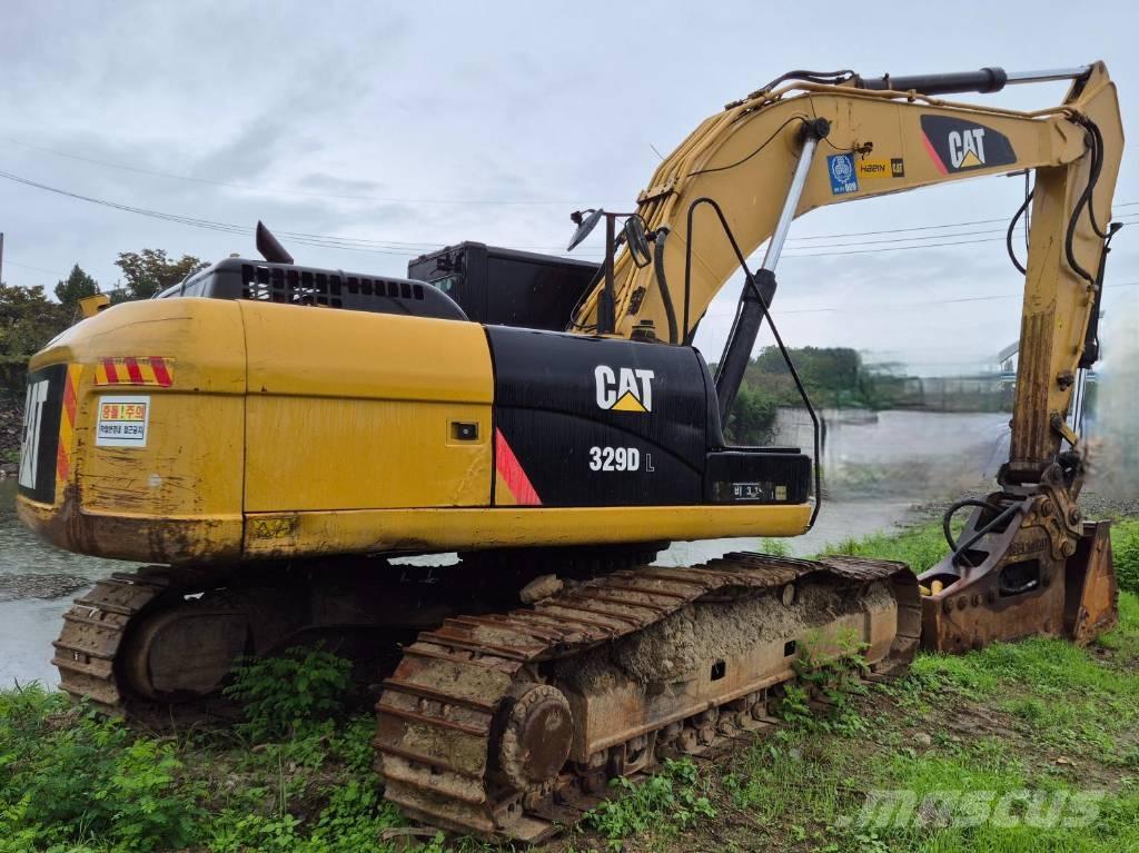 CAT 329 D L Excavatoare pe șenile
