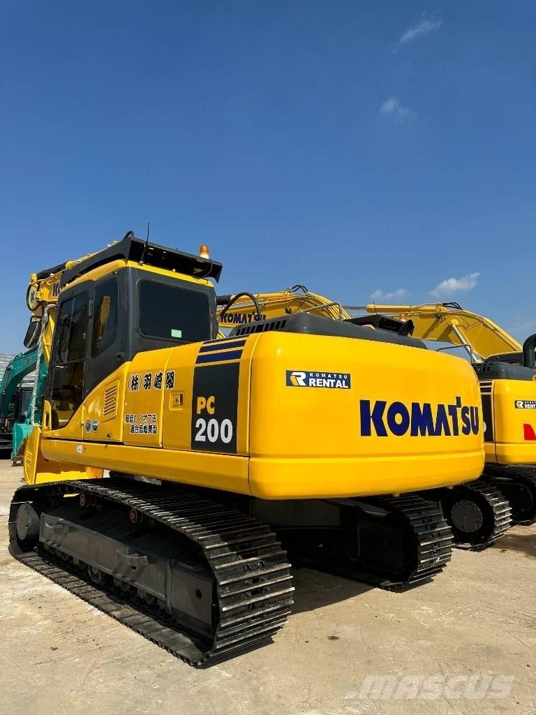 Komatsu PC 200-7 Excavatoare pe șenile
