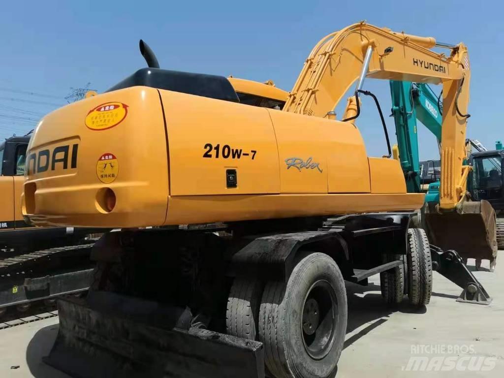 Hyundai R210W-7 Excavatoare cu roti