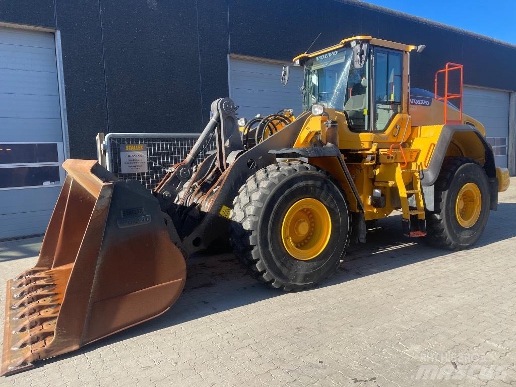 Volvo L150H Incarcator pe pneuri