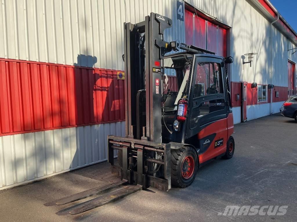 Linde E50HL-01/600 Stivuitor electric