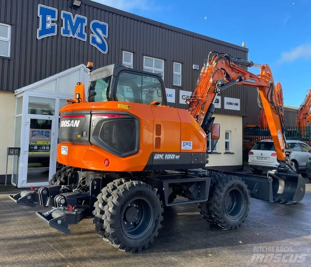 Doosan DX100W-7 Excavatoare cu roti