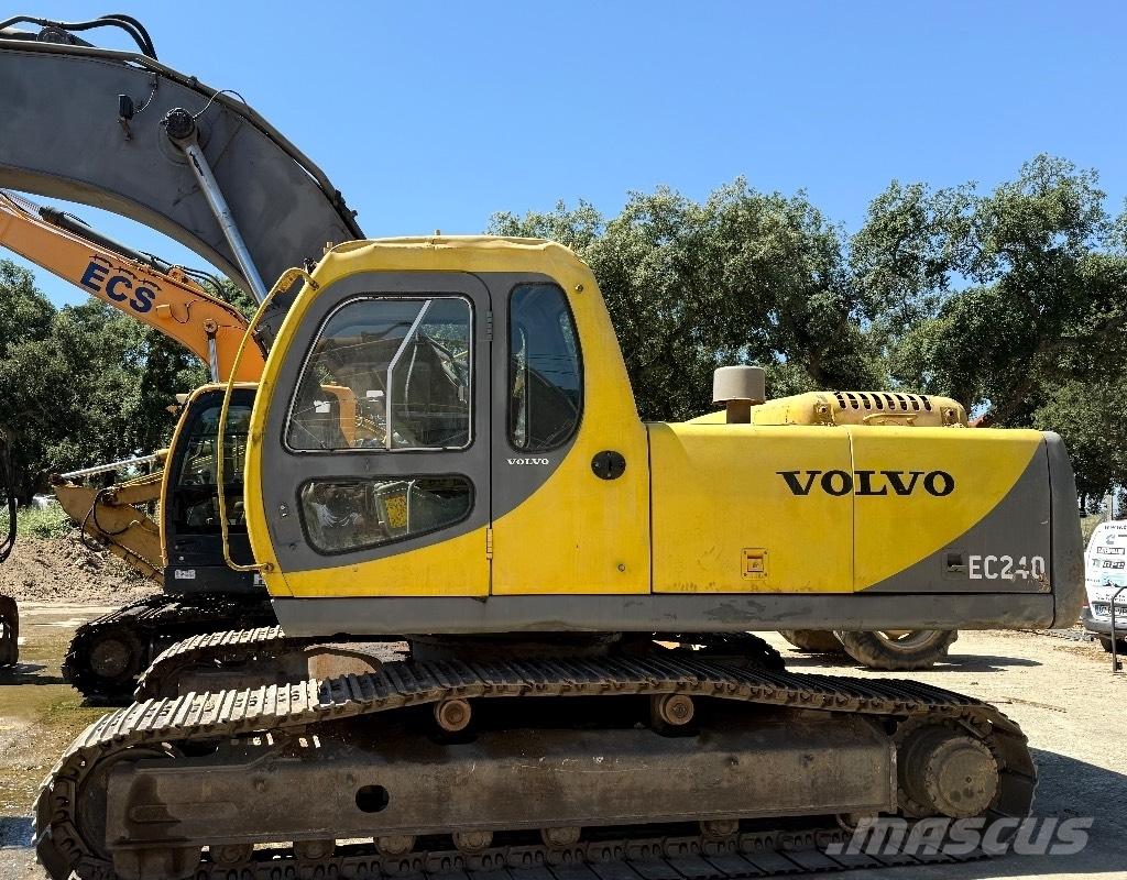 Volvo EC240 Excavatoare cu brat lung