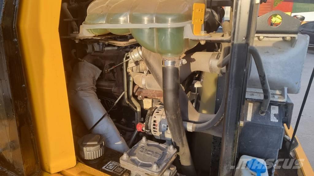 JCB 7FT Hi-Viz Minitractor de teren