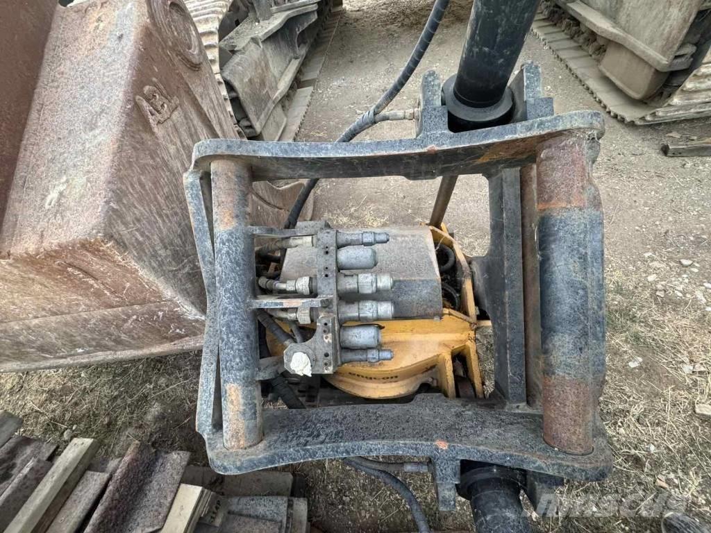 CAT 329 D LN VA Excavatoare pe șenile
