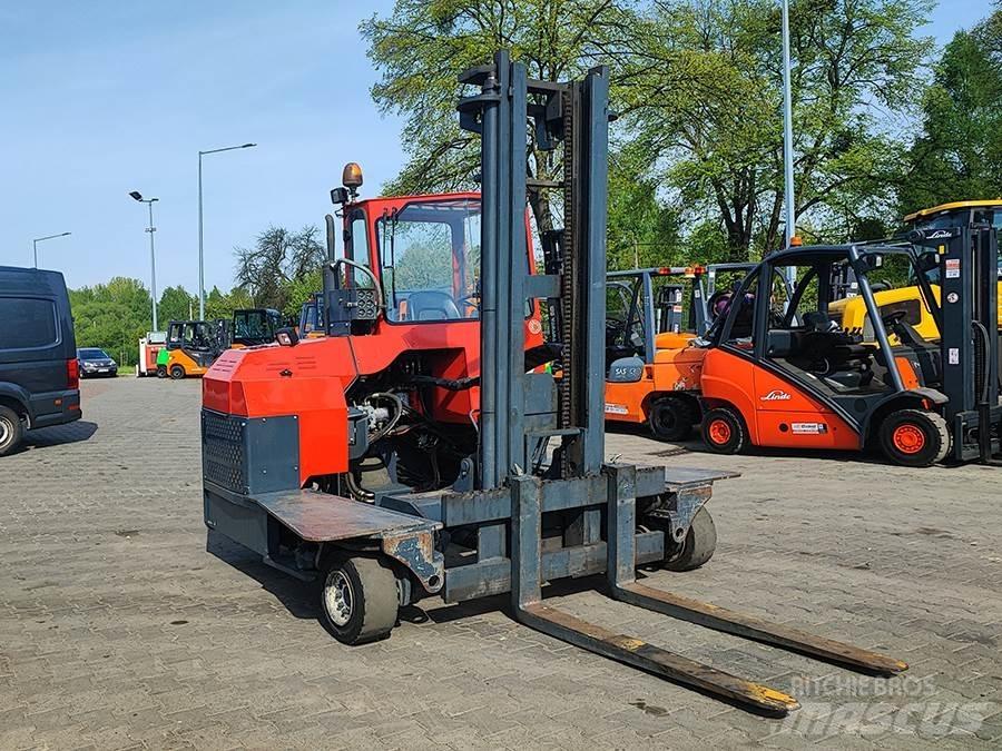 Combilift C4000 Stivuitoare cu patru brate