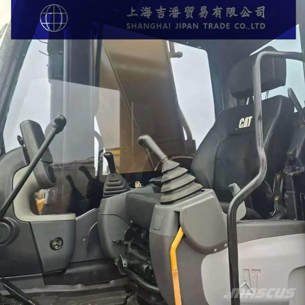 CAT 330 D Excavatoare pe șenile
