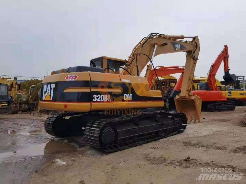 CAT 320 B Excavatoare pe șenile
