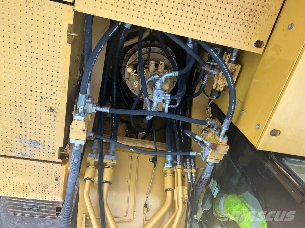 CAT 336 F L Excavatoare pe șenile
