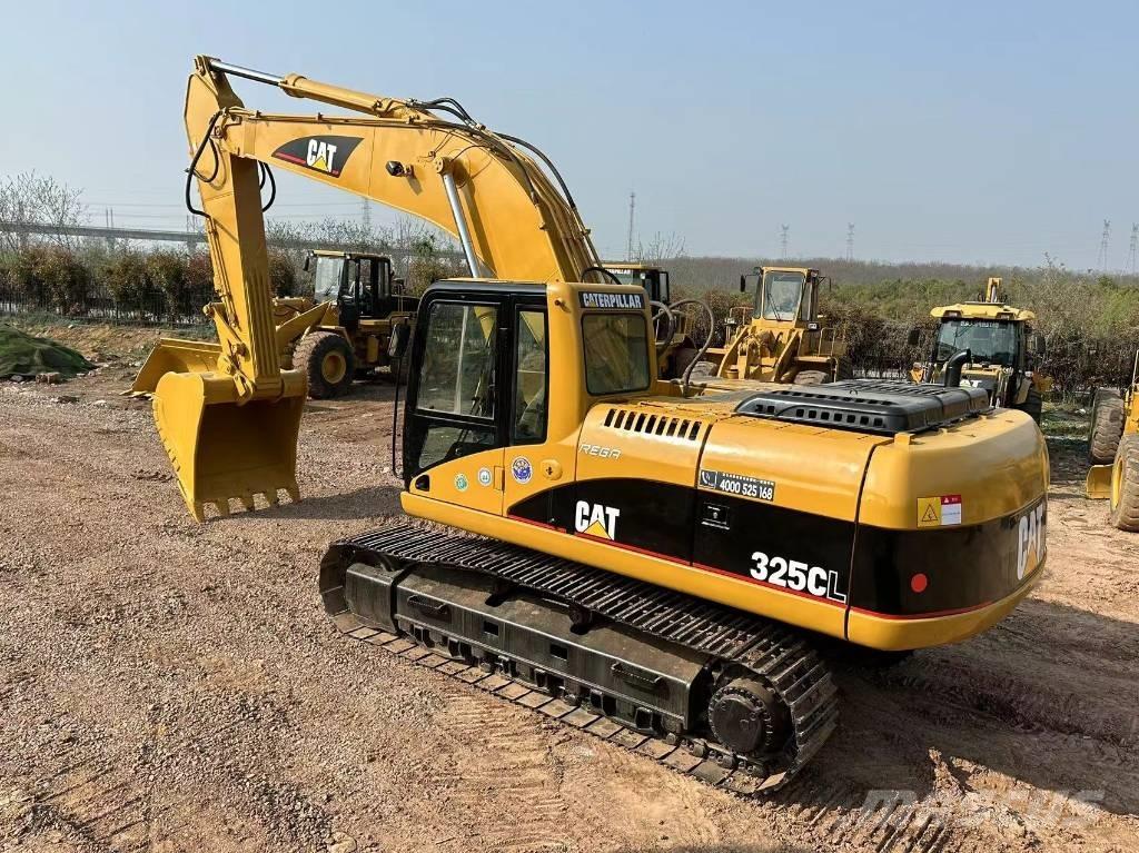 CAT 325C Excavatoare pe șenile
