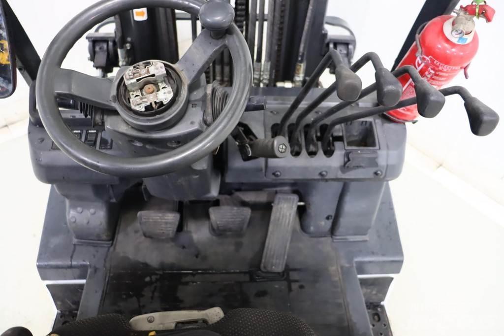 Nissan U1D2A20LQ Stivuitor GPL