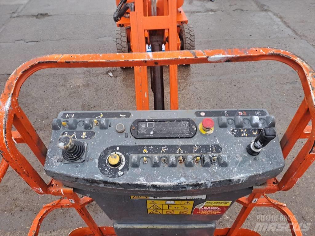 JLG E 300 AJP Nacele cu brat articulat