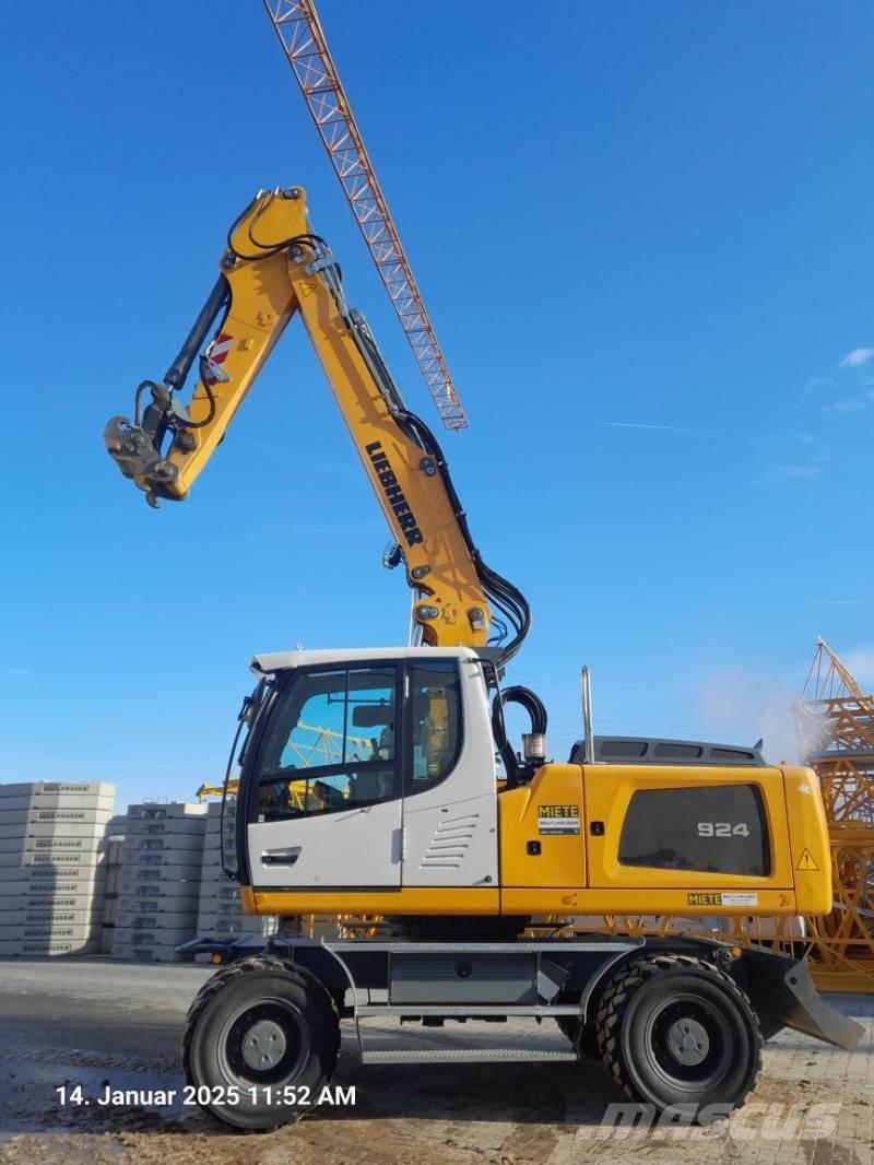Liebherr A924 Excavatoare cu roti