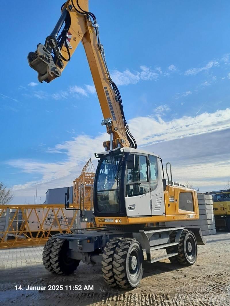 Liebherr A924 Excavatoare cu roti