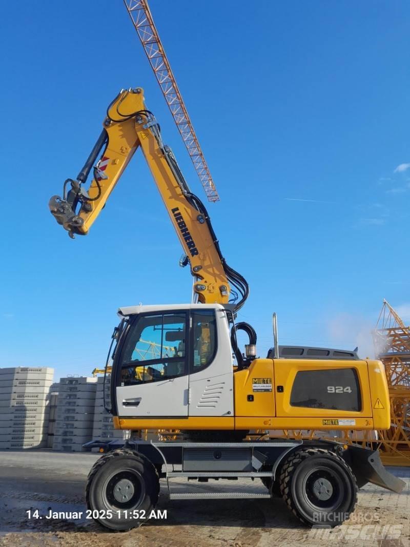 Liebherr A924 Excavatoare cu roti