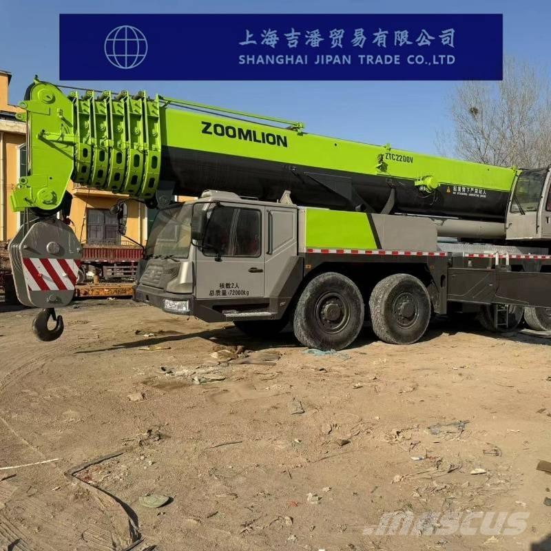 Zoomlion ZTC 2200 V Macara pentru orice teren