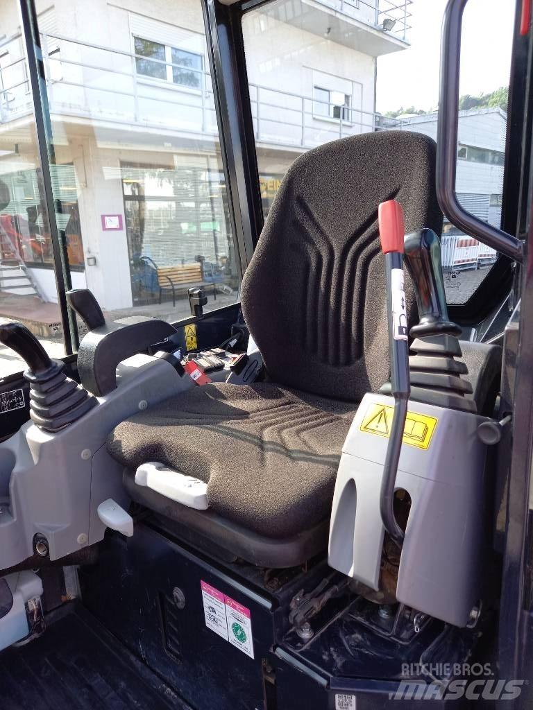 Kubota U 27-4 Mini excavatoare < 7t
