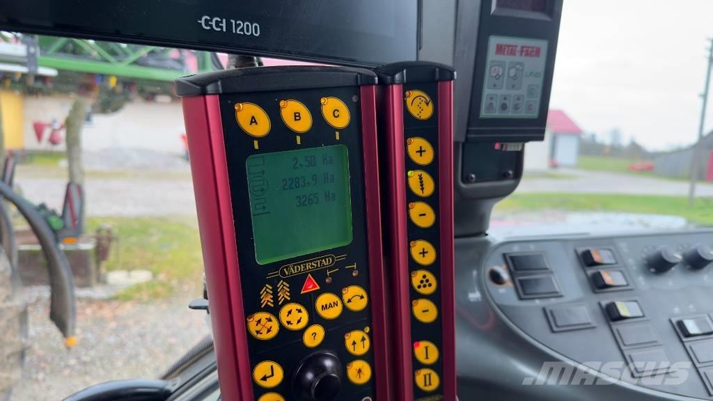 Väderstad Rapid300S Perforatoare