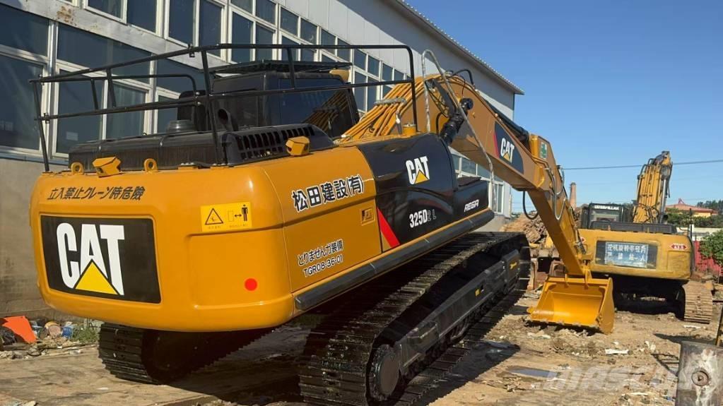CAT 325 D L Excavatoare pe șenile
