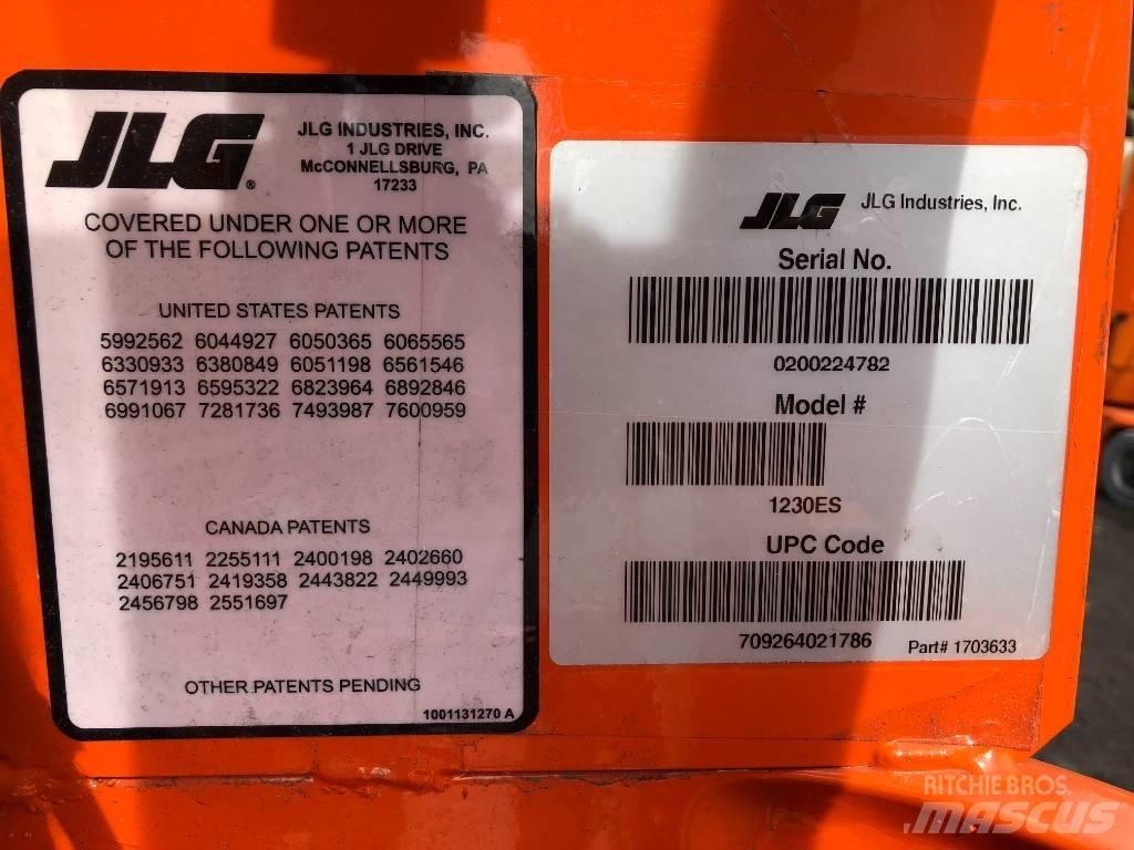 JLG 1230ES      V-3373 Ascensoare verticale catarg
