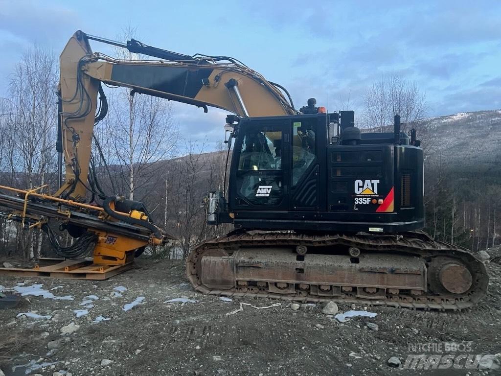 CAT 335 F L CR Echipamente de forare la suprafata
