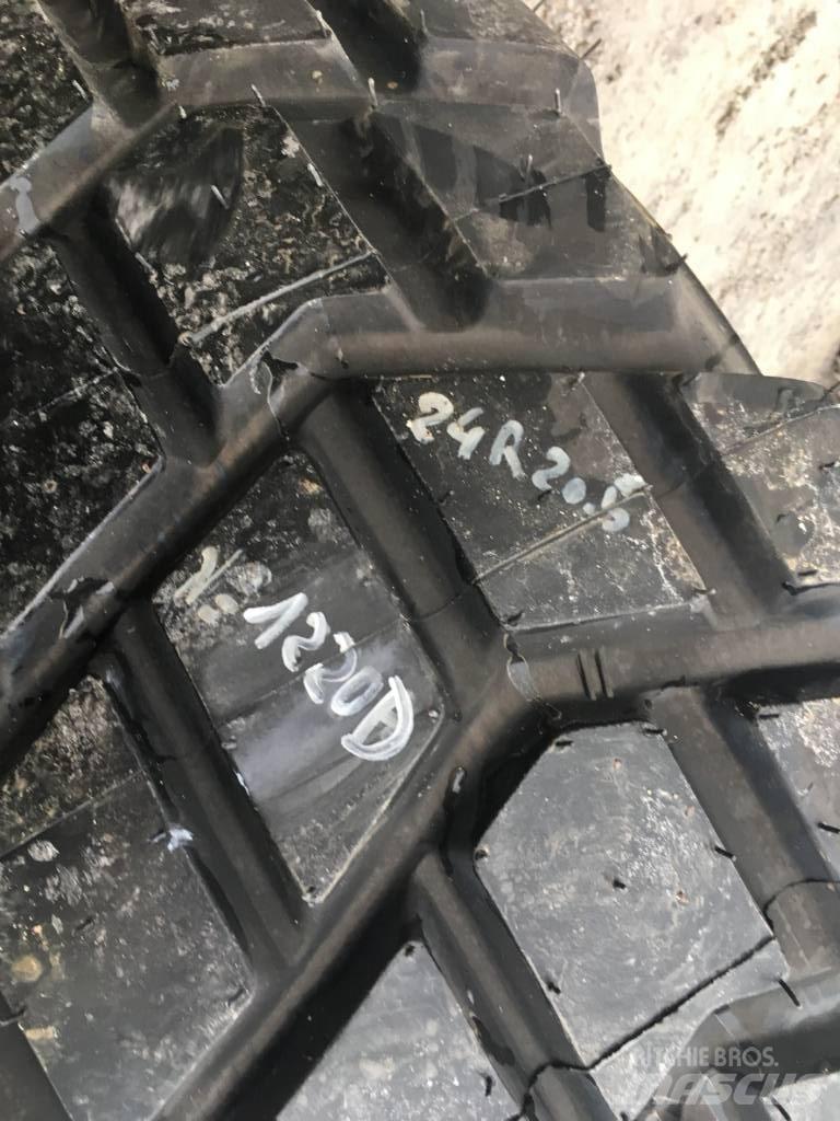  MAGNA TYRES 24R20.5 Roti