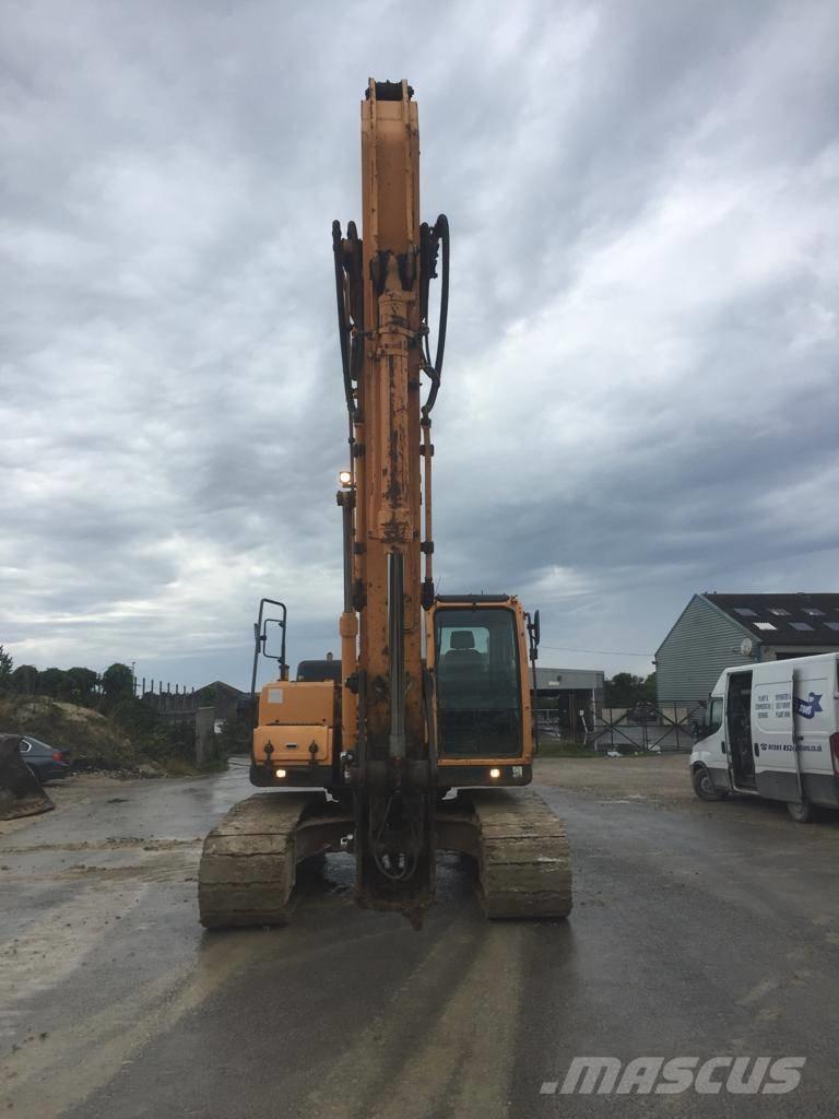 Hyundai Robex 220 LC Excavatoare pe șenile
