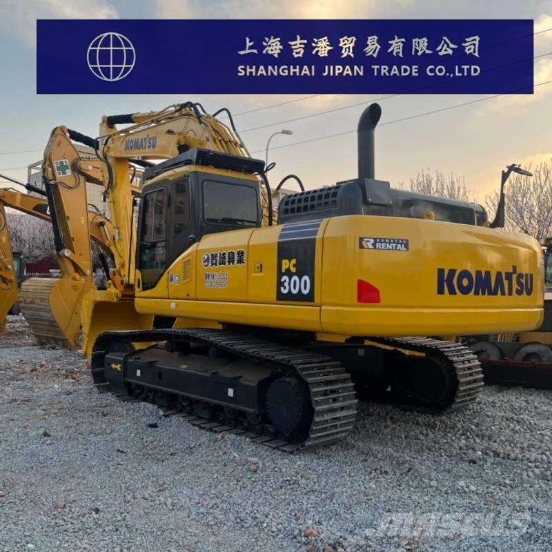 Komatsu PC 300 Excavatoare pe șenile
