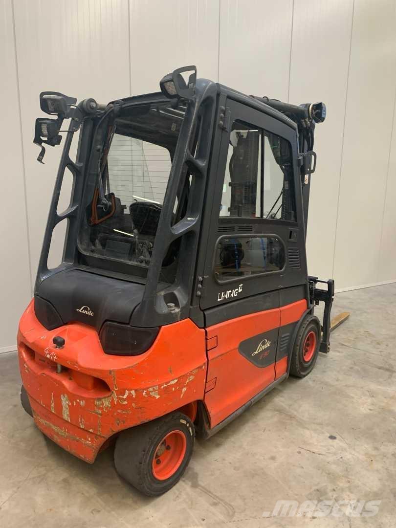 Linde E30 Stivuitor electric