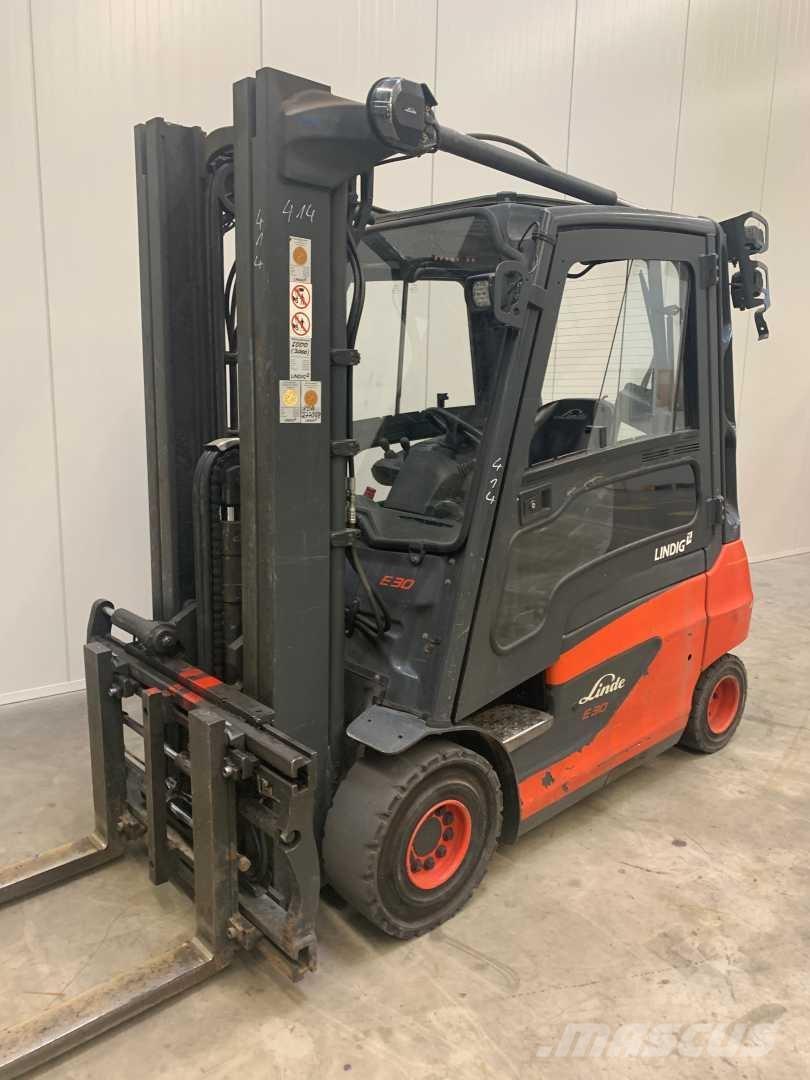 Linde E30 Stivuitor electric