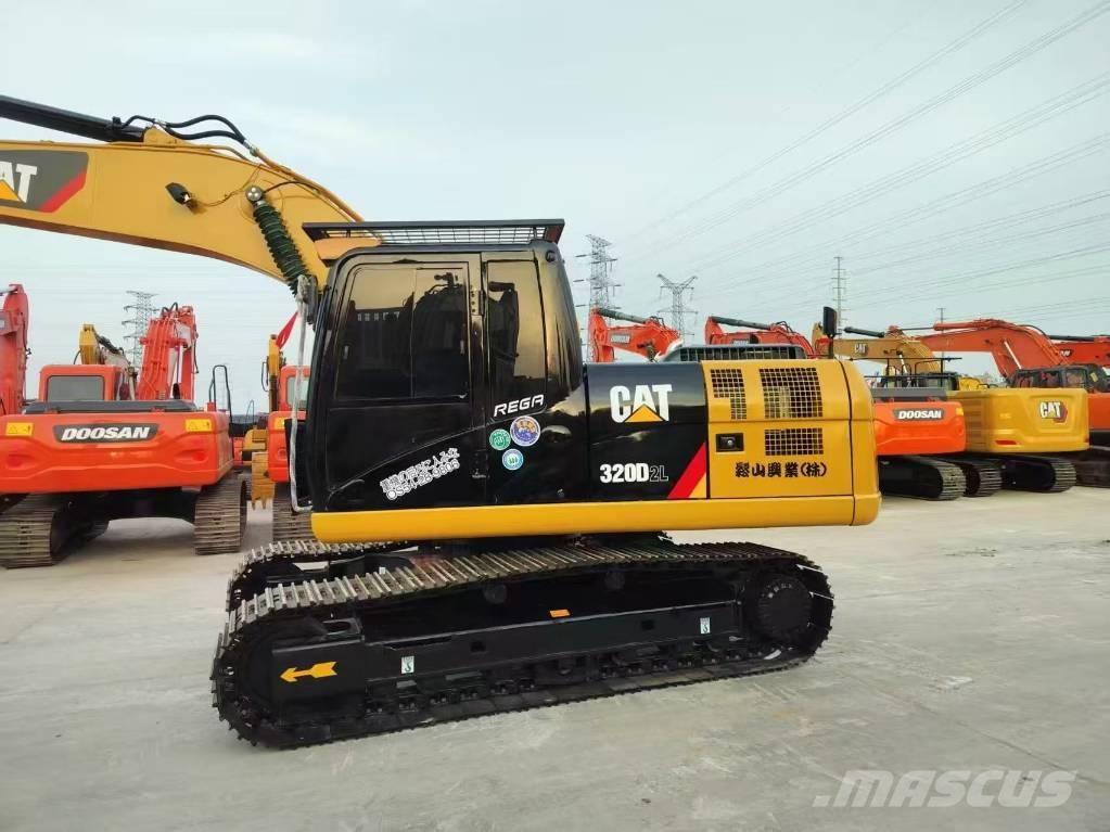 CAT 320D2L Excavatoare pe șenile
