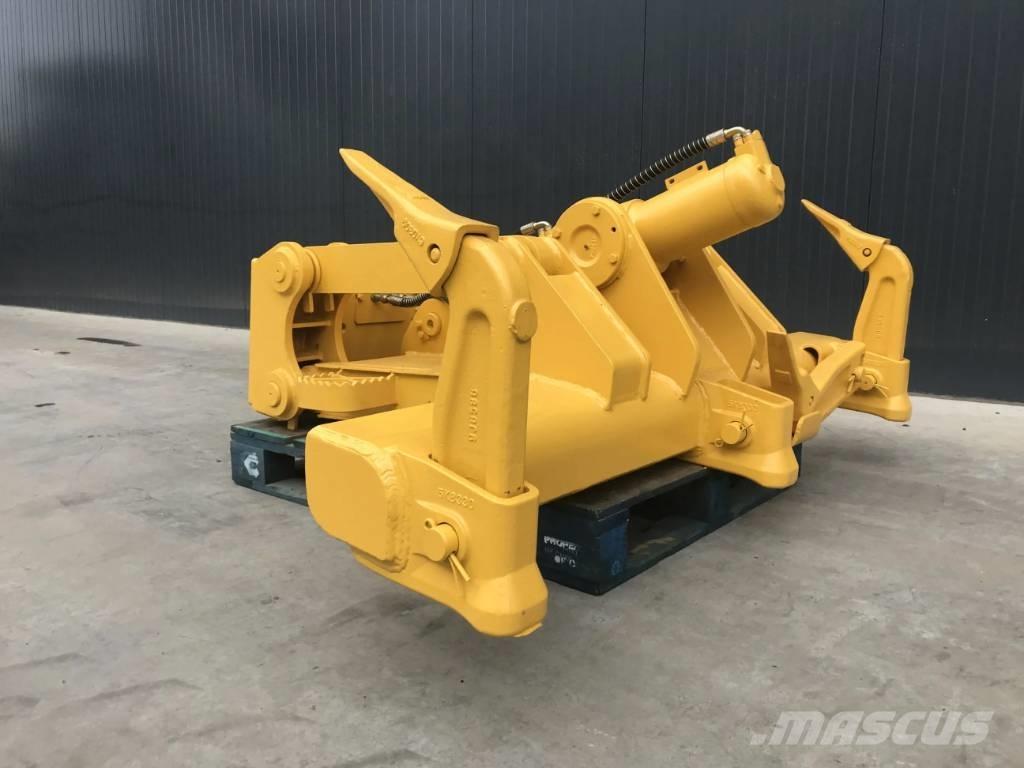 Komatsu D53 Scarificatoare