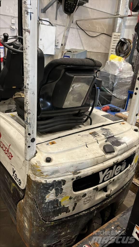 Yale ERP 20 VT Stivuitor electric