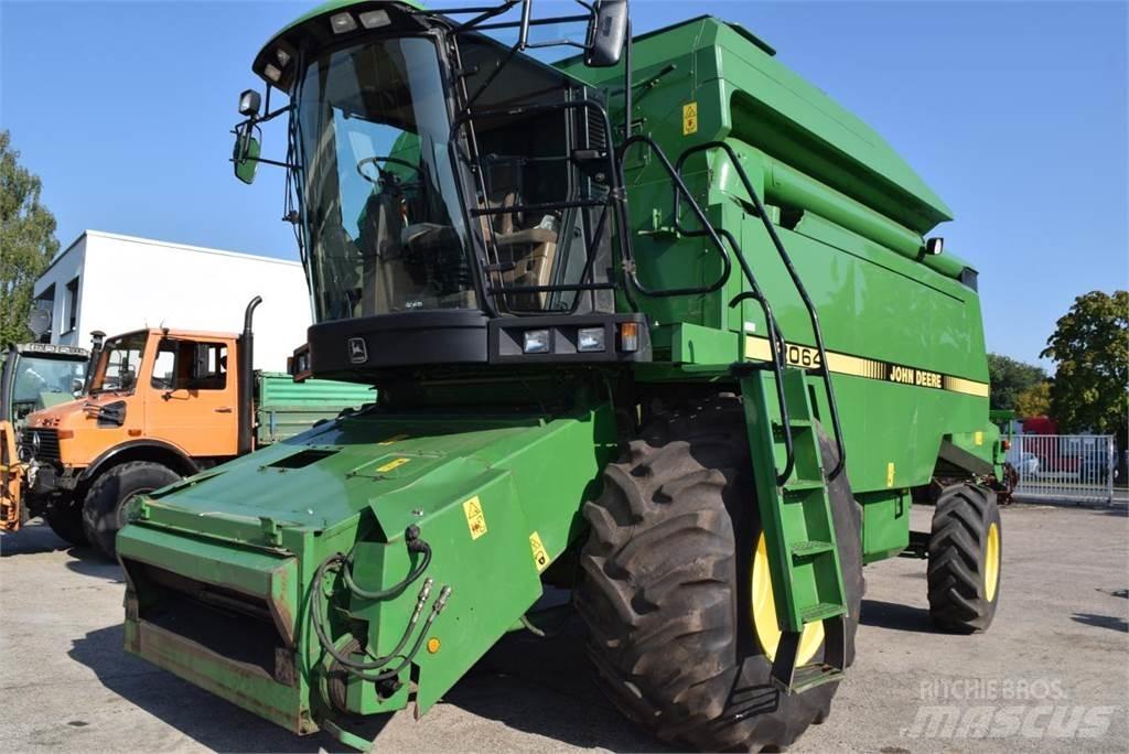 John Deere 2064 Combine de secerat