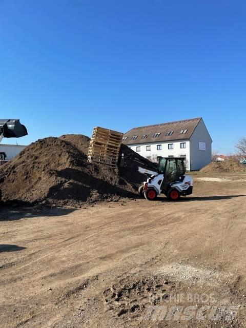 Bobcat L28 Incarcator pe pneuri