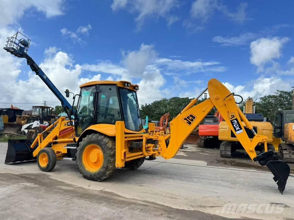 JCB 3 CX Buldoexcavatoare