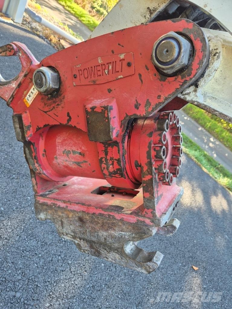 Takeuchi TB 295 W Excavatoare cu roti