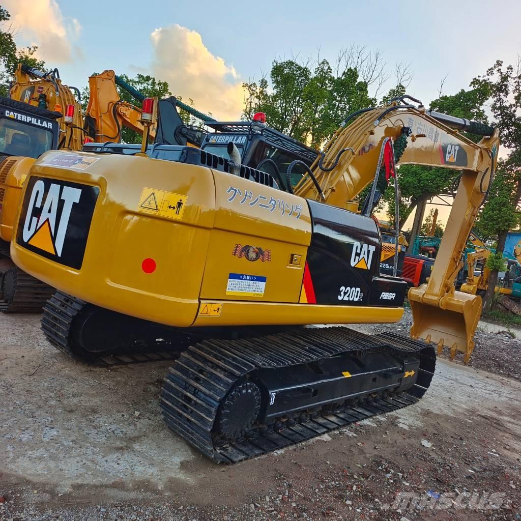 CAT 320 D Excavatoare pe șenile
