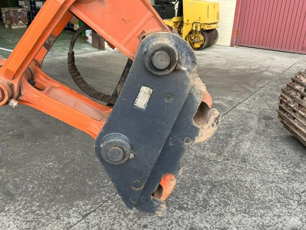 Hitachi ZX 210 LC-6 Excavatoare pe șenile
