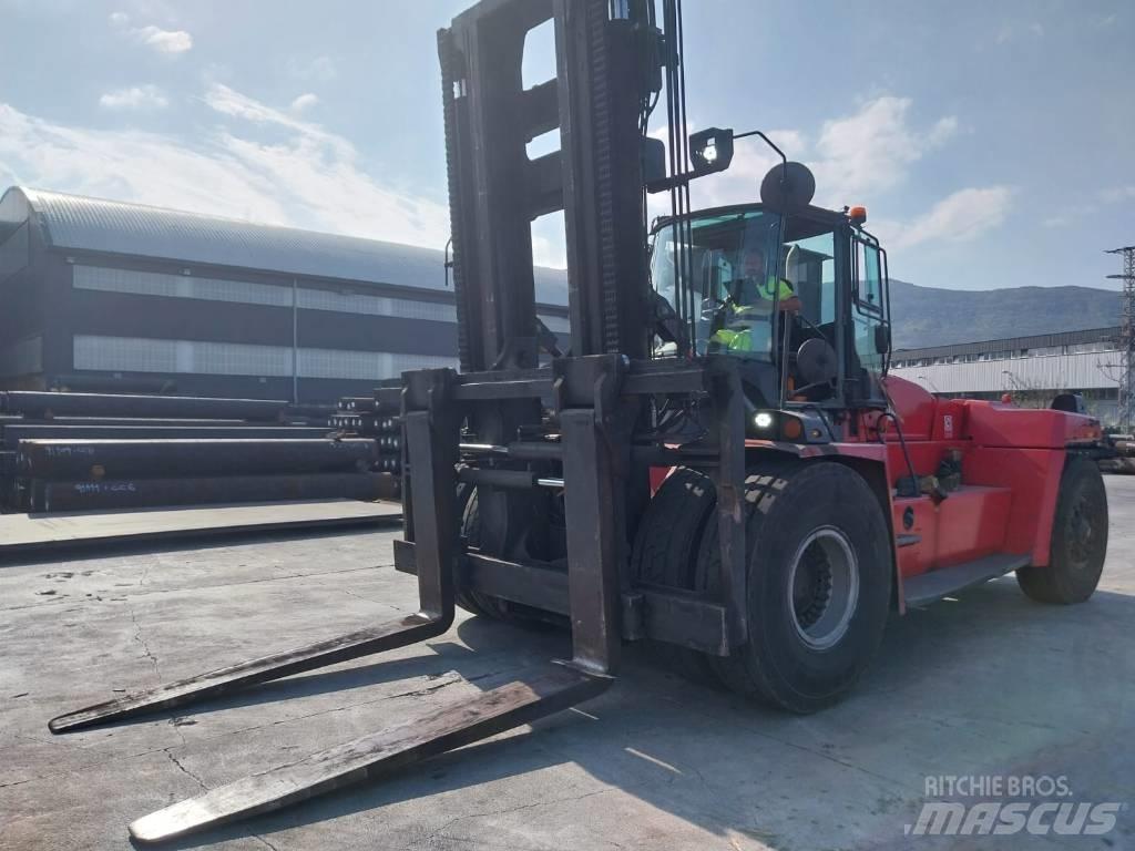Kalmar DCG330-12 Stivuitor diesel