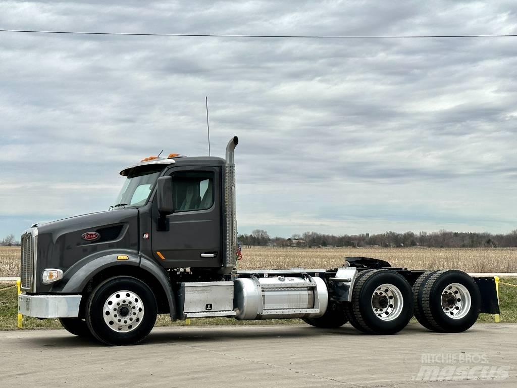 Peterbilt 567 Autotractoare