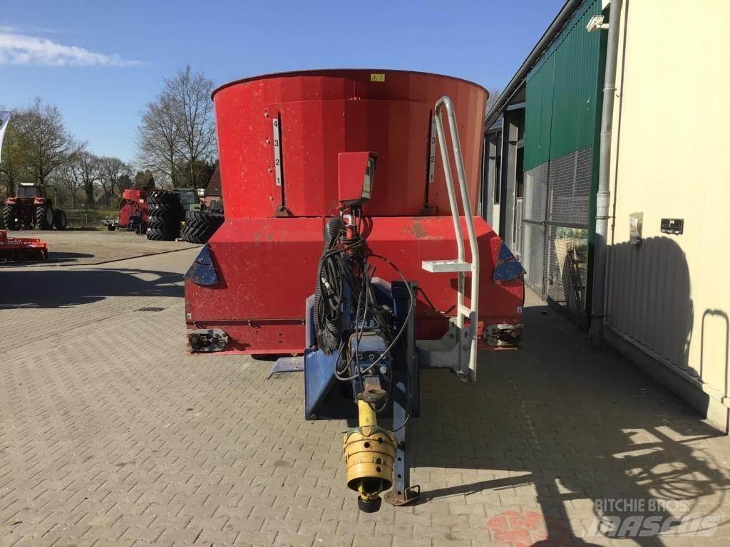 Mayer VM-18 DUO T Mixere furaje