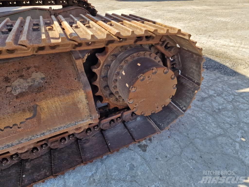 Hitachi ZX 210 LC-6 Excavatoare pe șenile
