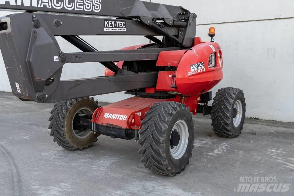 Manitou 200 ATJ Nacele cu brat articulat