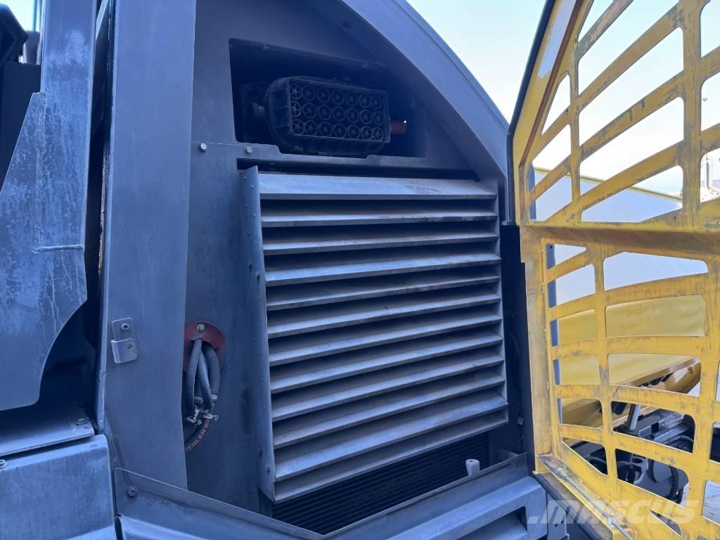 Bomag BMF 2500 S Pavatoare asfalt