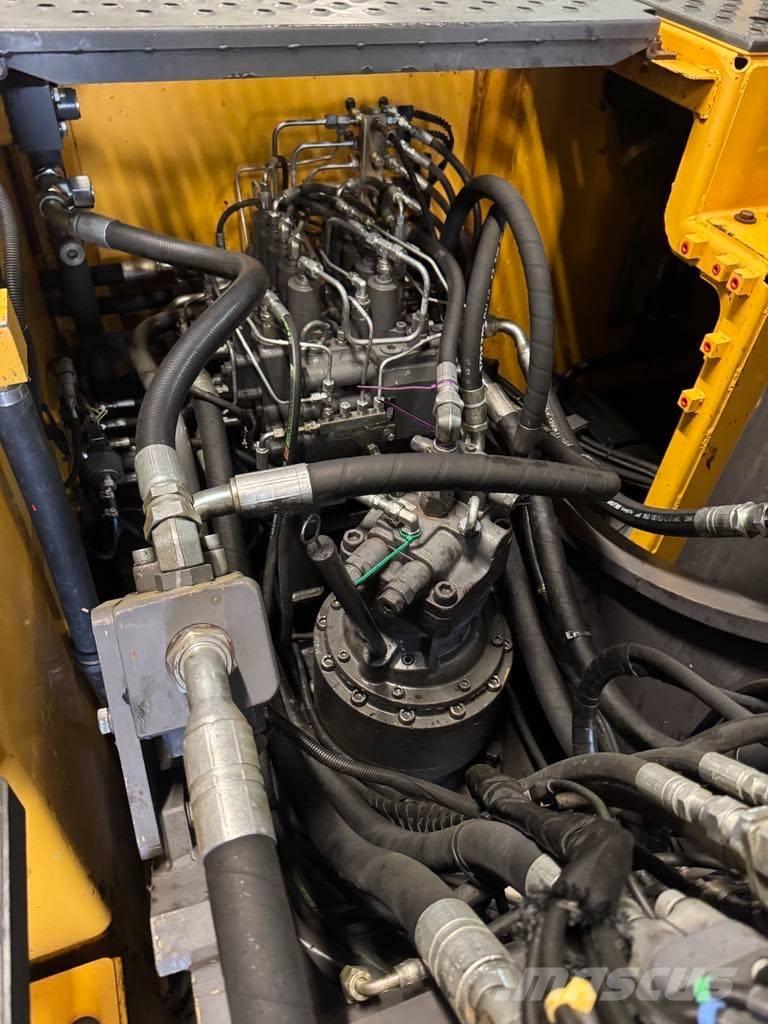 Volvo EC 220 E Excavatoare pe șenile
