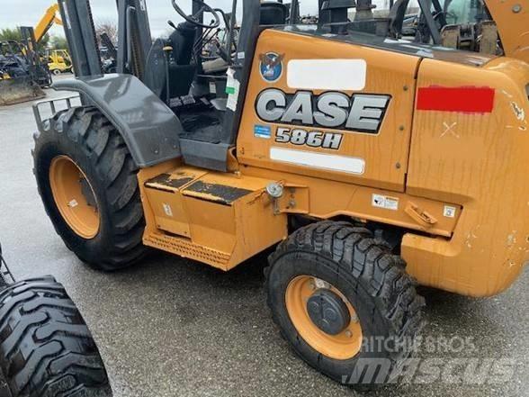 CASE 586H Masini de teren dificil