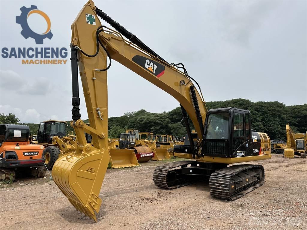CAT 320 D2L Excavatoare pe șenile
